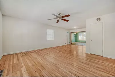 2754 Esquire Way, Tucker, GA 30084 - Photo 12