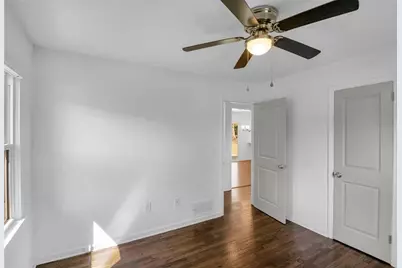 5593 Laurel Lane NW, Lilburn, GA 30047 - Photo 14