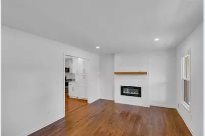 5593 Laurel Lane NW, Lilburn, GA 30047 - Photo 4