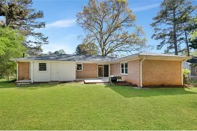 5593 Laurel Lane NW, Lilburn, GA 30047 - Photo 28