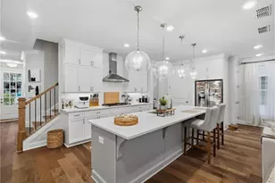 5054 Sealy Cir, Peachtree Corners, GA 30092 - Photo 2