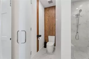 2425 Peachtree Rd NE, Atlanta, GA 30305 - Photo 18