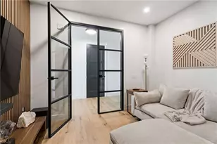 2425 Peachtree Rd NE, Atlanta, GA 30305 - Photo 30