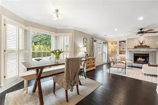 330 Devon Ct, Alpharetta, GA 30004 - Photo 18