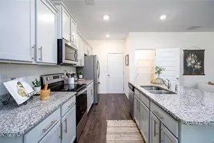 470 Shasta Ct, Hoschton, GA 30548 - Photo 8