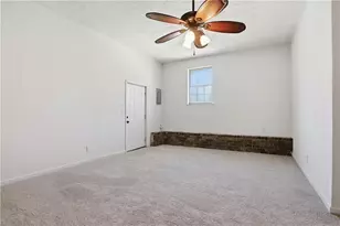 256 Jefferson Cir, Macon, GA 31220 - Photo 16