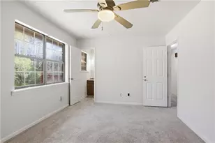 256 Jefferson Cir, Macon, GA 31220 - Photo 4