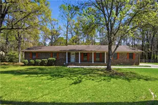 256 Jefferson Cir, Macon, GA 31220 - Photo 1