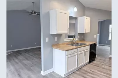 5695 Cedar Croft Lane, Lithonia, GA 30058 - Photo 14