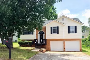 5695 Cedar Croft Ln, Lithonia, GA 30058 - Photo 1