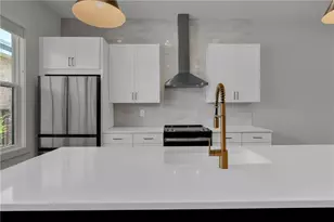 152 Chestnut Cir, Atlanta, GA 30342 - Photo 12