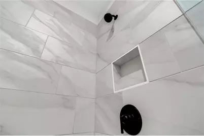 152 Chestnut Circle, Atlanta, GA 30342 - Photo 36