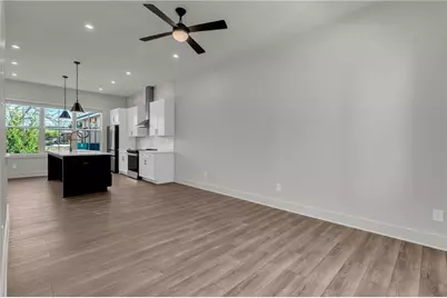 152 Chestnut Circle, Atlanta, GA 30342 - Photo 18