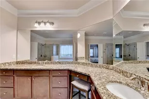 2455 Matlin Way, Buford, GA 30519 - Photo 40