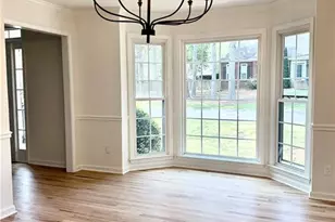 380 Silver Creek Run, Lawrenceville, GA 30044 - Photo 8