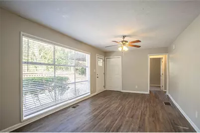 3425 Longleaf Drive, Decatur, GA 30032 - Photo 4
