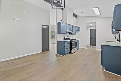 7823 Chase Woods Drive, Jonesboro, GA 30236 - Photo 10