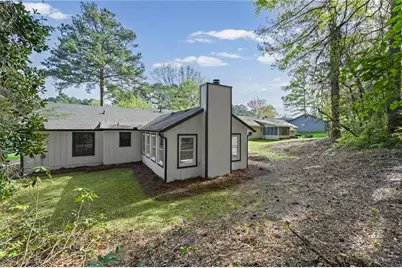 7823 Chase Woods Drive, Jonesboro, GA 30236 - Photo 32