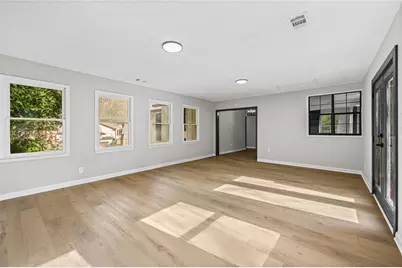 7823 Chase Woods Drive, Jonesboro, GA 30236 - Photo 16