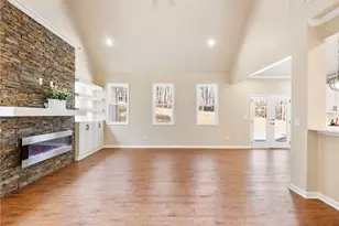 912 Westwood Ln, Winder, GA 30680 - Photo 2