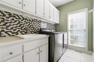 221 May Apple Ln, Alpharetta, GA 30005 - Photo 28