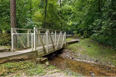2045 Telfair Circle NE, Atlanta, GA 30324 - Photo 58
