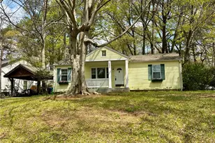 592 Scott Cir, Decatur, GA 30033 - Photo 1