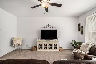 306 Vine Ct, Griffin, GA 30223 - Photo 10