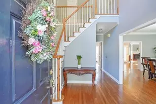 1381 Providence Dr, Lawrenceville, GA 30044 - Photo 2