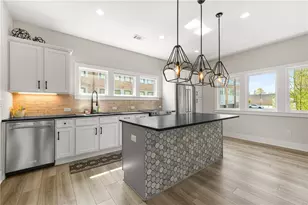 609 King Arnold St, Hapeville, GA 30354 - Photo 12