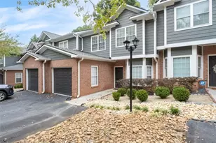 2680 Pine Tree Rd NE, Atlanta, GA 30324 - Photo 4