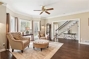 5641 Lanny Dr, Powder Springs, GA 30127 - Photo 4