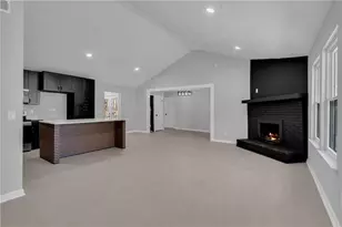 6807 Shangrila Way, Riverdale, GA 30296 - Photo 4