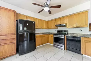 6010 Pattillo Ln, Lithonia, GA 30058 - Photo 12