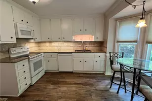 1365 Old Virginia Ct SE, Marietta, GA 30067 - Photo 2
