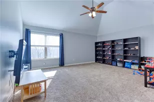 1417 Richmond Oak Ct, Loganville, GA 30052 - Photo 2