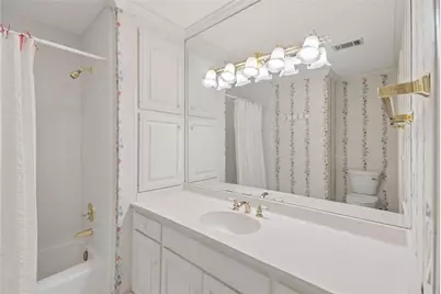 8500 Valemont Drive, Sandy Springs, GA 30350 - Photo 34