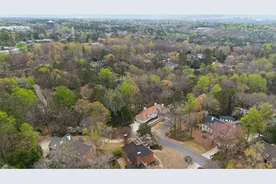 8500 Valemont Drive, Sandy Springs, GA 30350 - Photo 58