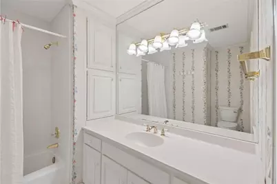 8500 Valemont Drive, Sandy Springs, GA 30350 - Photo 34