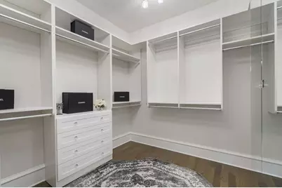 3715 Peachtree Road NE #12, Atlanta, GA 30319 - Photo 32