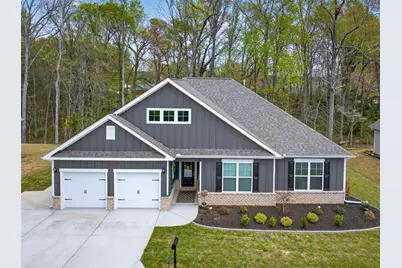 118 Golden Oaks Drive, Hartwell, GA 30643 - Photo 1