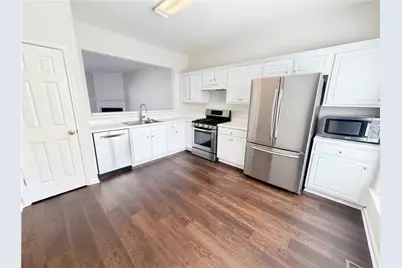 3366 Lathenview Court, Alpharetta, GA 30004 - Photo 4