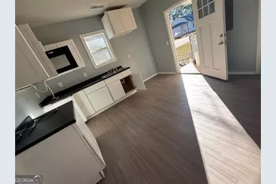 339 Main Street, Griffin, GA 30223 - Photo 4