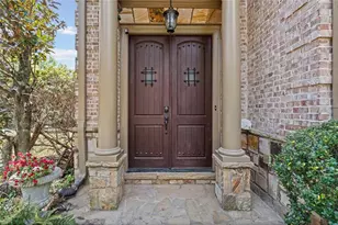 6305 Clapham Ln, Johns Creek, GA 30097 - Photo 4