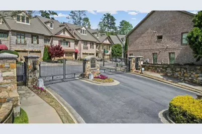 6305 Clapham Lane, Johns Creek, GA 30097 - Photo 44