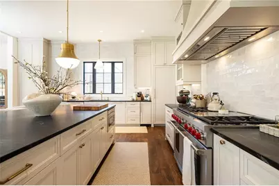 4580 Peachtree Dunwoody Road, Sandy Springs, GA 30342 - Photo 22