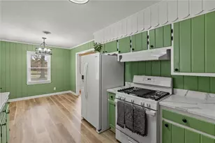 628 S Evelyn Pl NW, Atlanta, GA 30318 - Photo 8