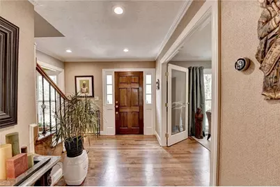 5455 Pheasant Run, Stone Mountain, GA 30087 - Photo 6