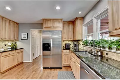 5455 Pheasant Run, Stone Mountain, GA 30087 - Photo 16