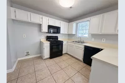 1390 Chapel Hill Lane SW, Marietta, GA 30008 - Photo 12